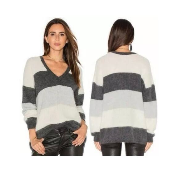 Vince Mohair Wool Blend Neutral Stripe V Neck Classic Sweater EUC Gray Cream S - Picture 1 of 7